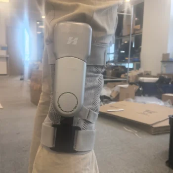 xtand capricorn ai powered knee exoskeleton